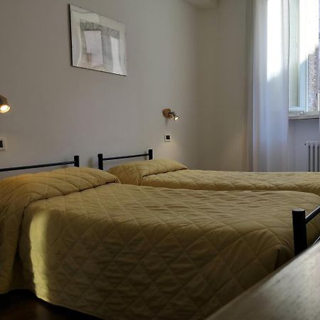 Arco Del Vento Hotel Assisi Bagian luar foto